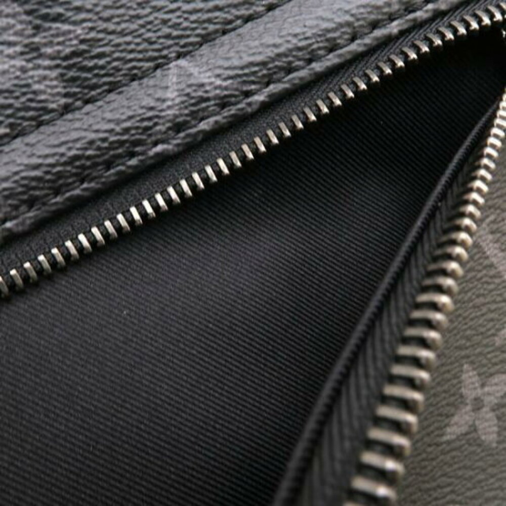 Louis Vuitton Monogram Eclipse Black District - image 6
